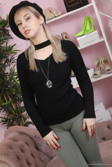 image hosted at ImgDrive.net