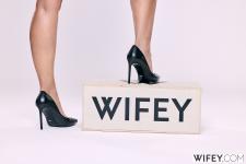 image hosted at ImgDrive.net