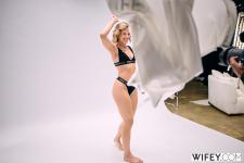 image hosted at ImgDrive.net