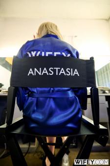 image hosted at ImgDrive.net