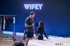 image hosted at ImgDrive.net