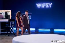 image hosted at ImgDrive.net