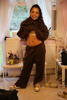 image hosted at ImgDrive.net