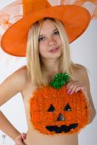 [Image: 69b7161bde564.jpg]